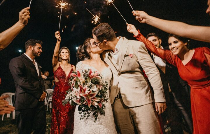 Hochzeit: Traditionelle Aufgaben von Eltern, Trauzeugen & Co