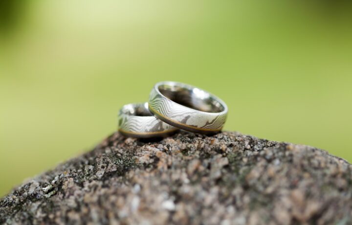 Die Hochzeitsringe - Symbol der Liebe