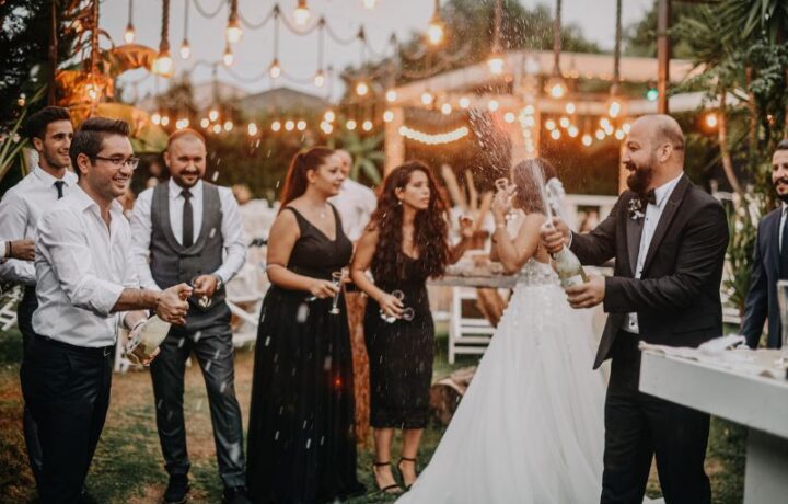 Casual Style bei Hochzeiten - Stilvolle Lässigkeit für den besonderen Tag