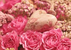 Valentinstag Geschenke: Romantische Gesten statt Kitsch